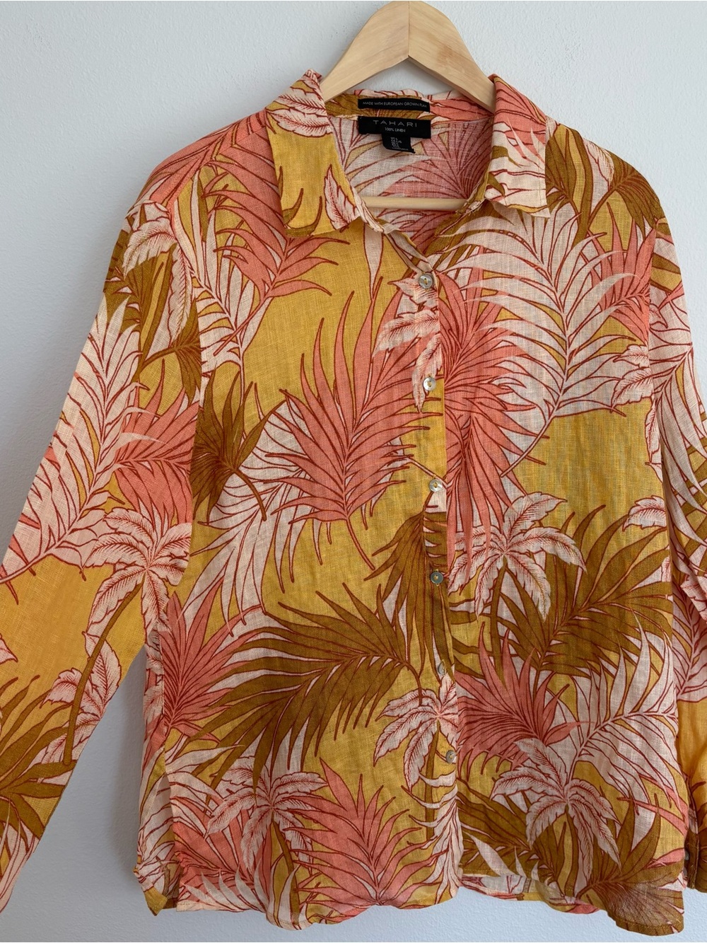 100%  Linen Shirt Women’s L Tropical Long Sleeve Summer Resort Top Palms Tahari